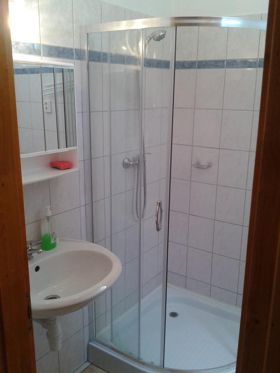 Deak Vendeghaz Apartman Hajduszoboszlo Phòng bức ảnh